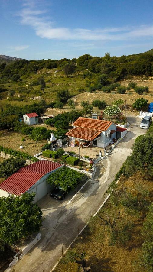 In Speri Palaiokastro Country house Palaiokastron (Samos)